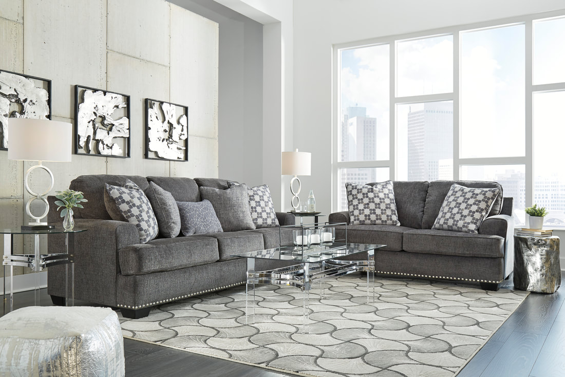SOFÁ & LOVESEAT