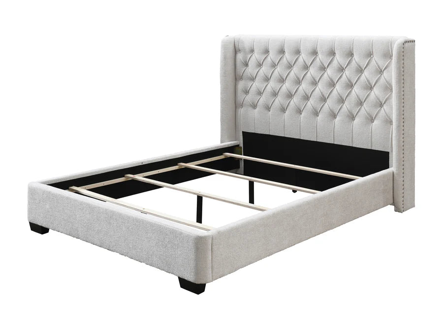 5094 Daphne Ivory Boucle Queen Upholstered Panel Bed