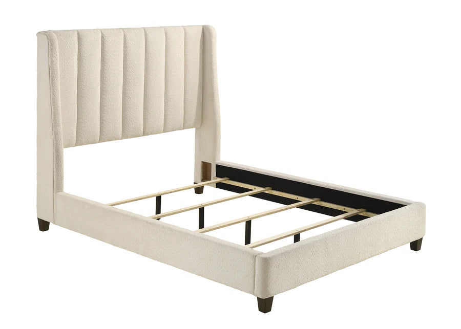 5264  White Boucle Queen Upholstered Bed