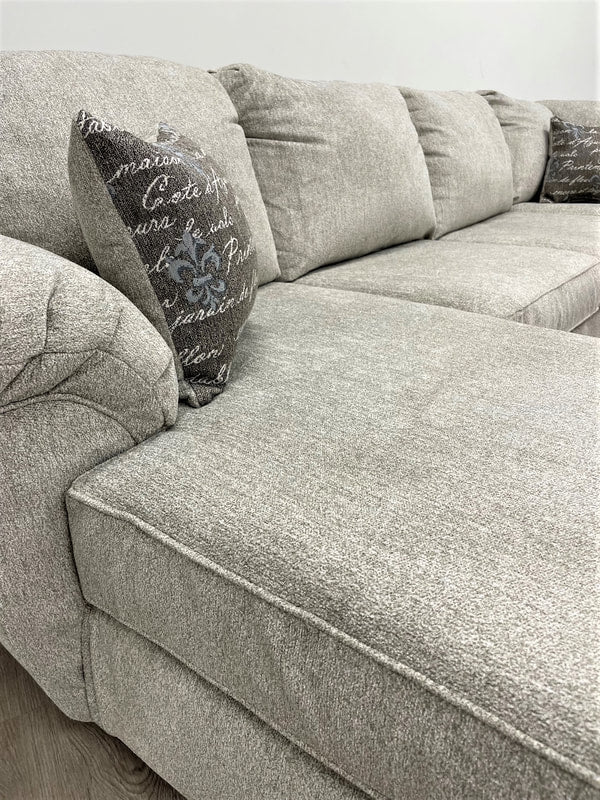 BRENTWOOD LINEN SECTIONAL